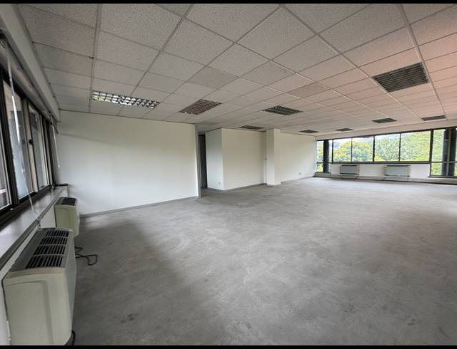 313M² OFFICE TO LET IN WOODMEAD
